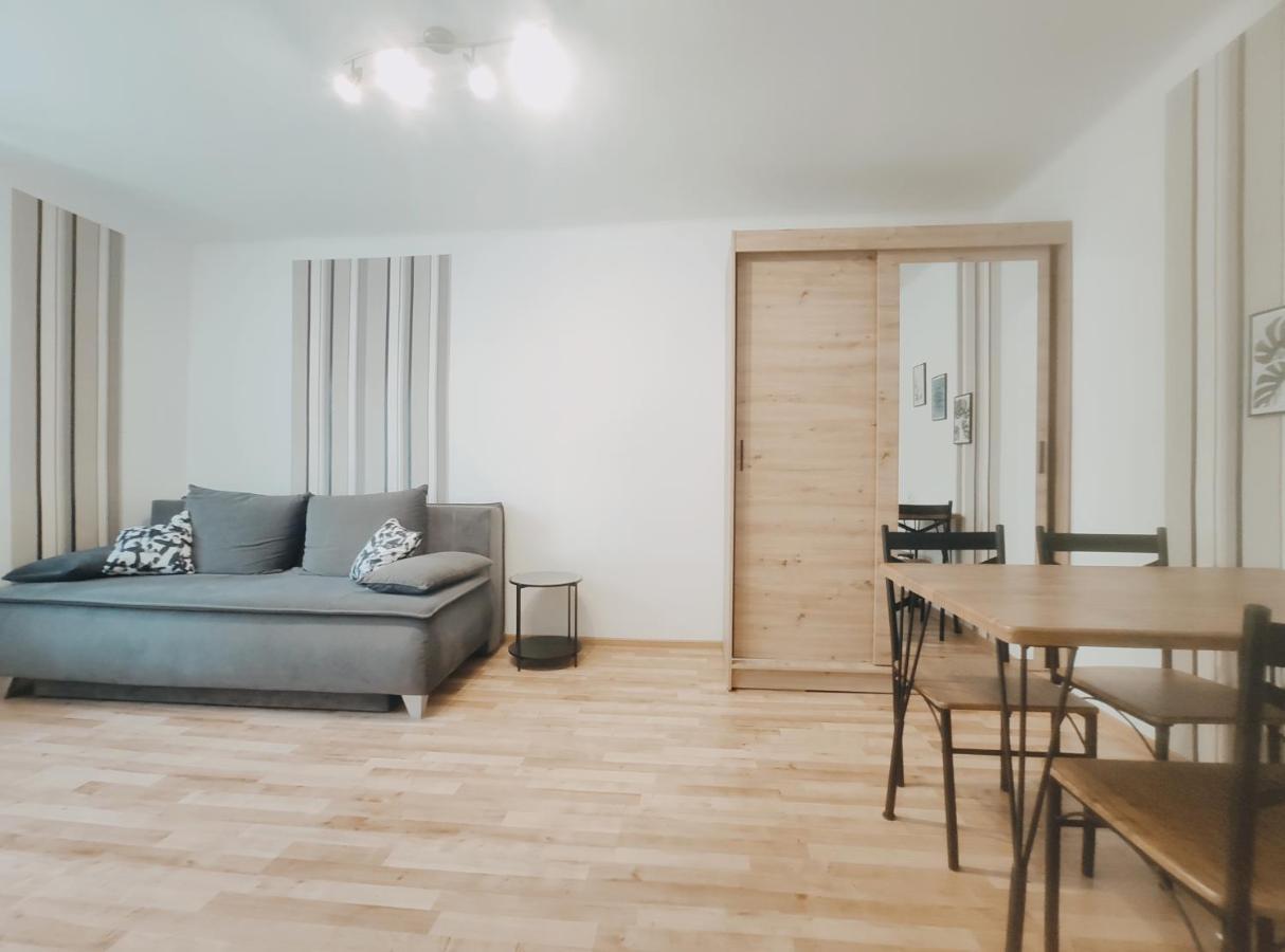 Pielegniarek 5 By Homeprime Cracovia Exterior foto